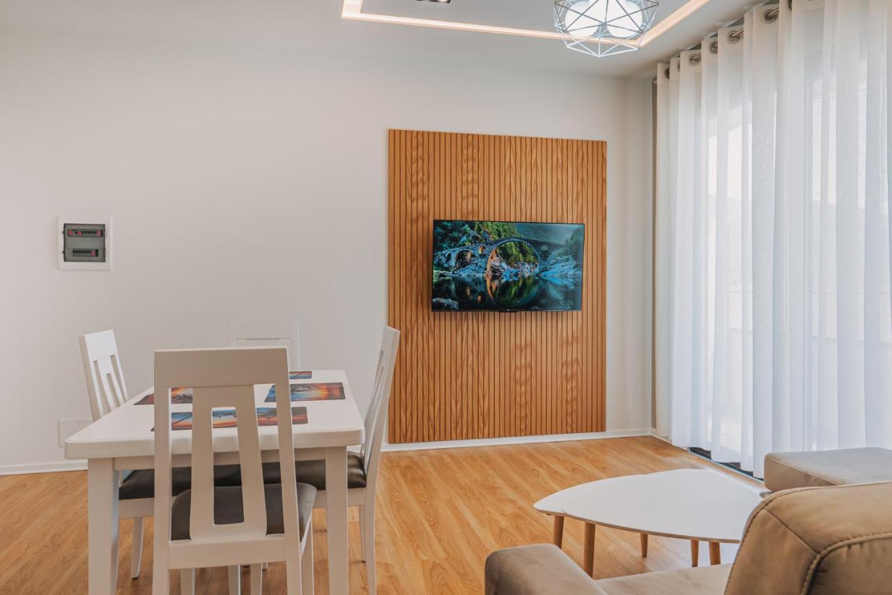 Jd Luxury Apartments Vlorë Exterior foto